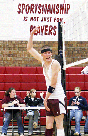S stubble vert 3906jf Juniors Snubbed in Stubble Volleyball