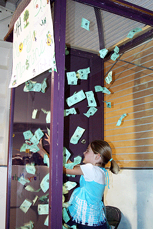 C 4 H carnival kate larson  Fun at 4 H